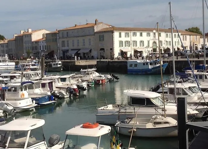 Eole, Idealement Situe Sur Le Port De St Martin De Re Apartment *